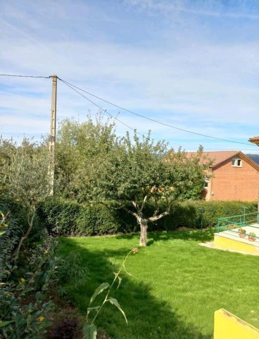 Casa Con Finca En Oviedo El Casero エクステリア 写真
